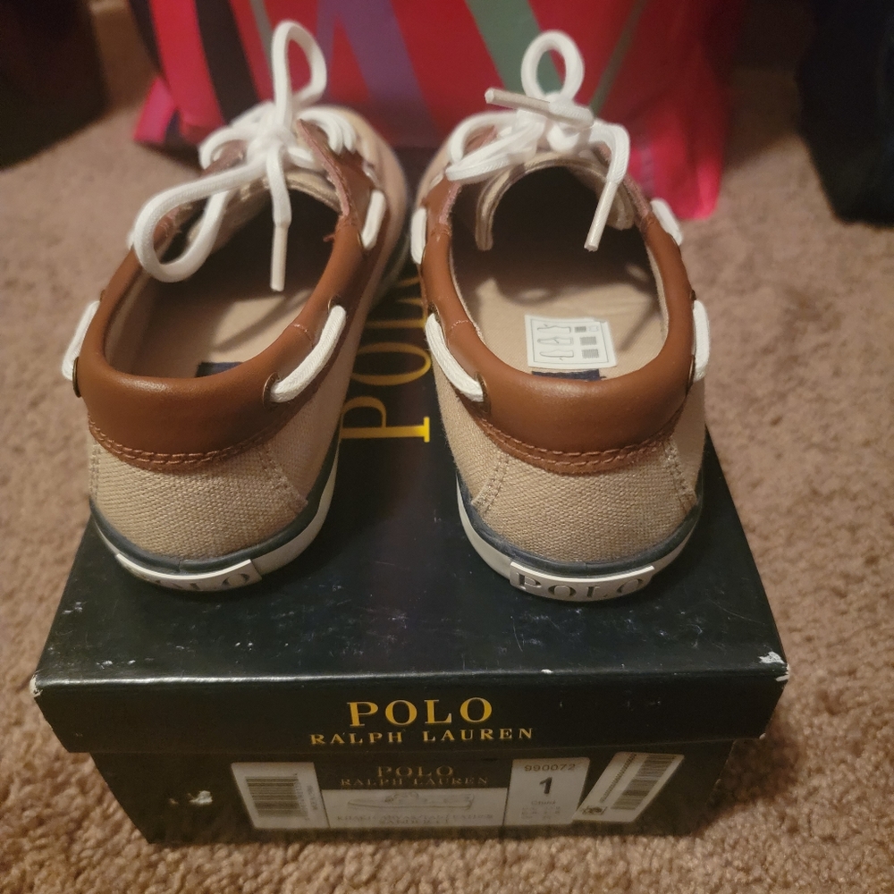 Shoes - Picture 2 of 5